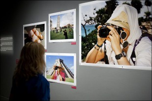 Martin Parr comes to the CCCB, Barcelona with "Souvenirs"